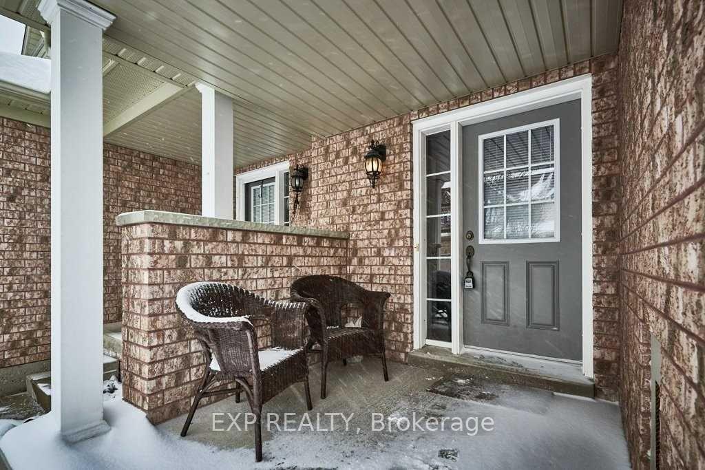 Photo 2 of Unit Unit #8, 460 Woodmount Drive, Oshawa, Samac — HOMEH