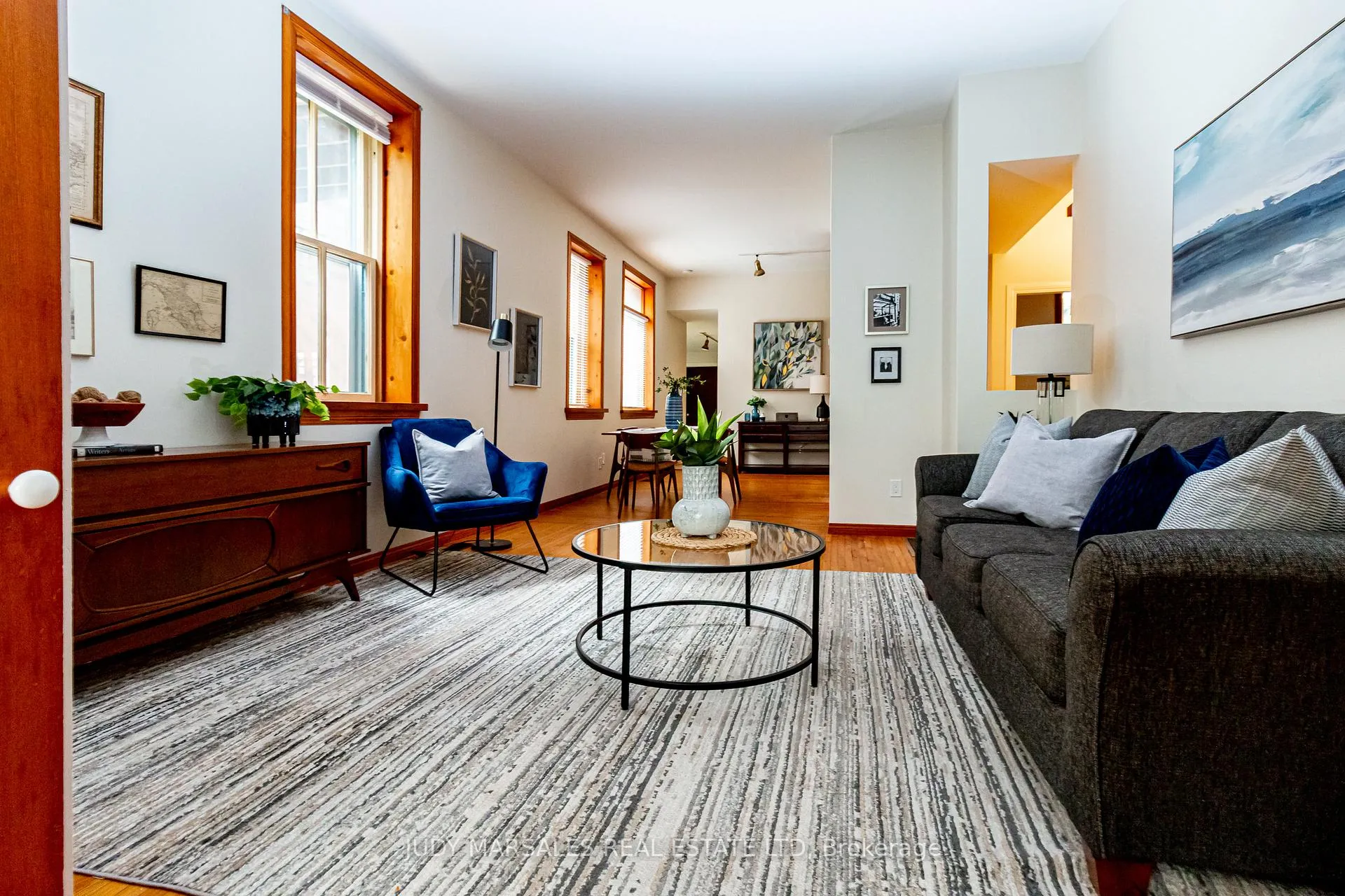 Photo 8 of 218 Bay Street S, Hamilton, Durand — HOMEH