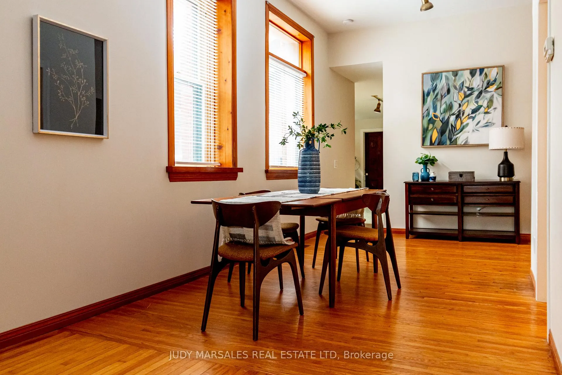 Photo 13 of 218 Bay Street S, Hamilton, Durand — HOMEH