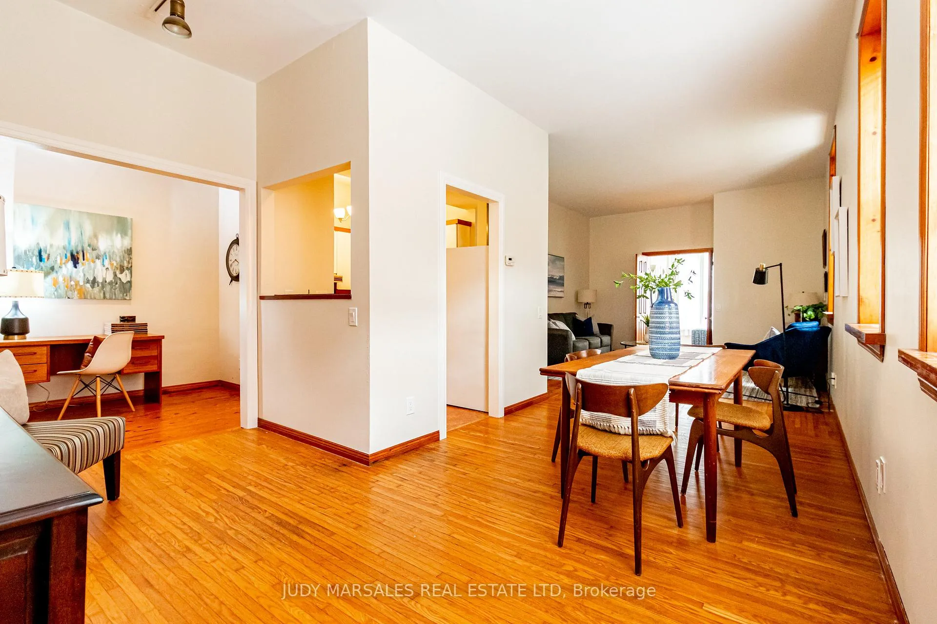 Photo 14 of 218 Bay Street S, Hamilton, Durand — HOMEH