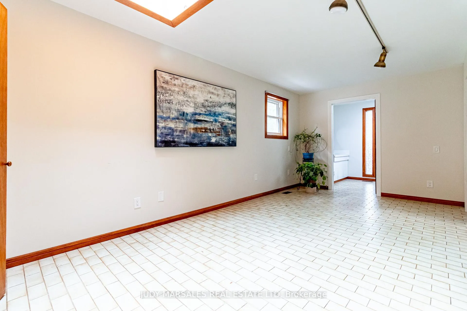 Photo 22 of 218 Bay Street S, Hamilton, Durand — HOMEH