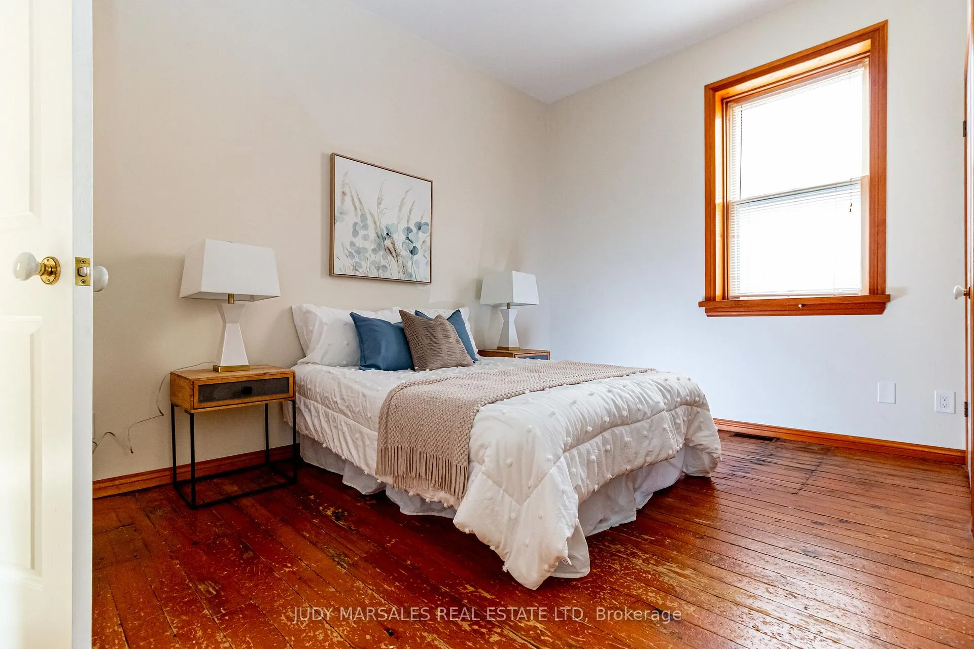 Photo 27 of 218 Bay Street S, Hamilton, Durand — HOMEH