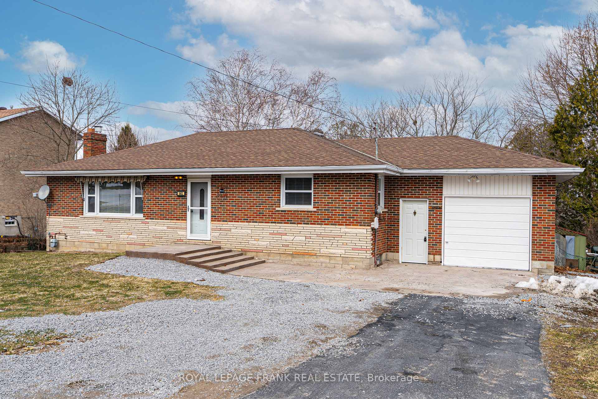 Photo 1 of 642 Simcoe Street, Brock, Beaverton — HOMEH