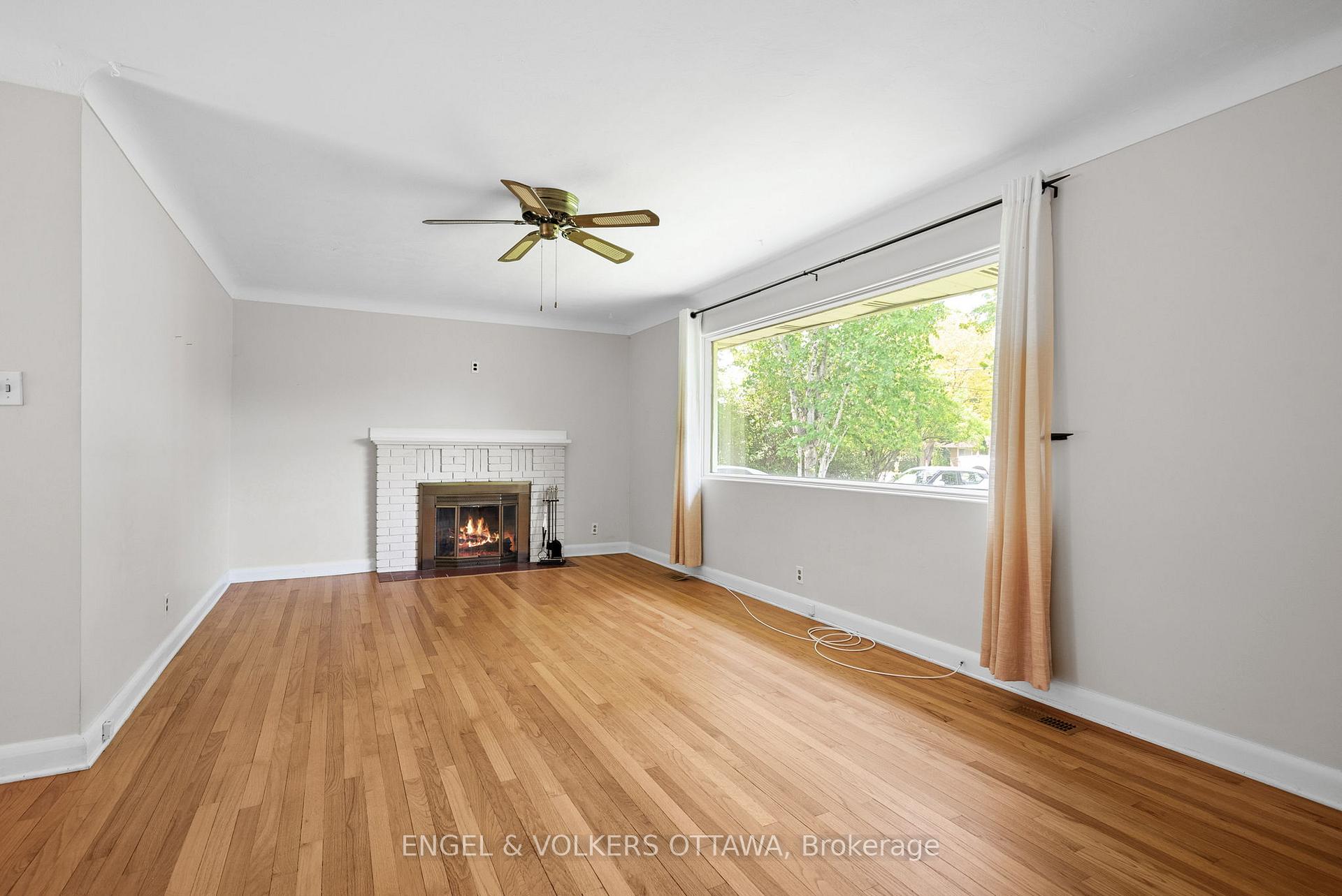 Photo 3 of 803 River Road, Ottawa, Riverside South/Gloucester Glen — HOMEH