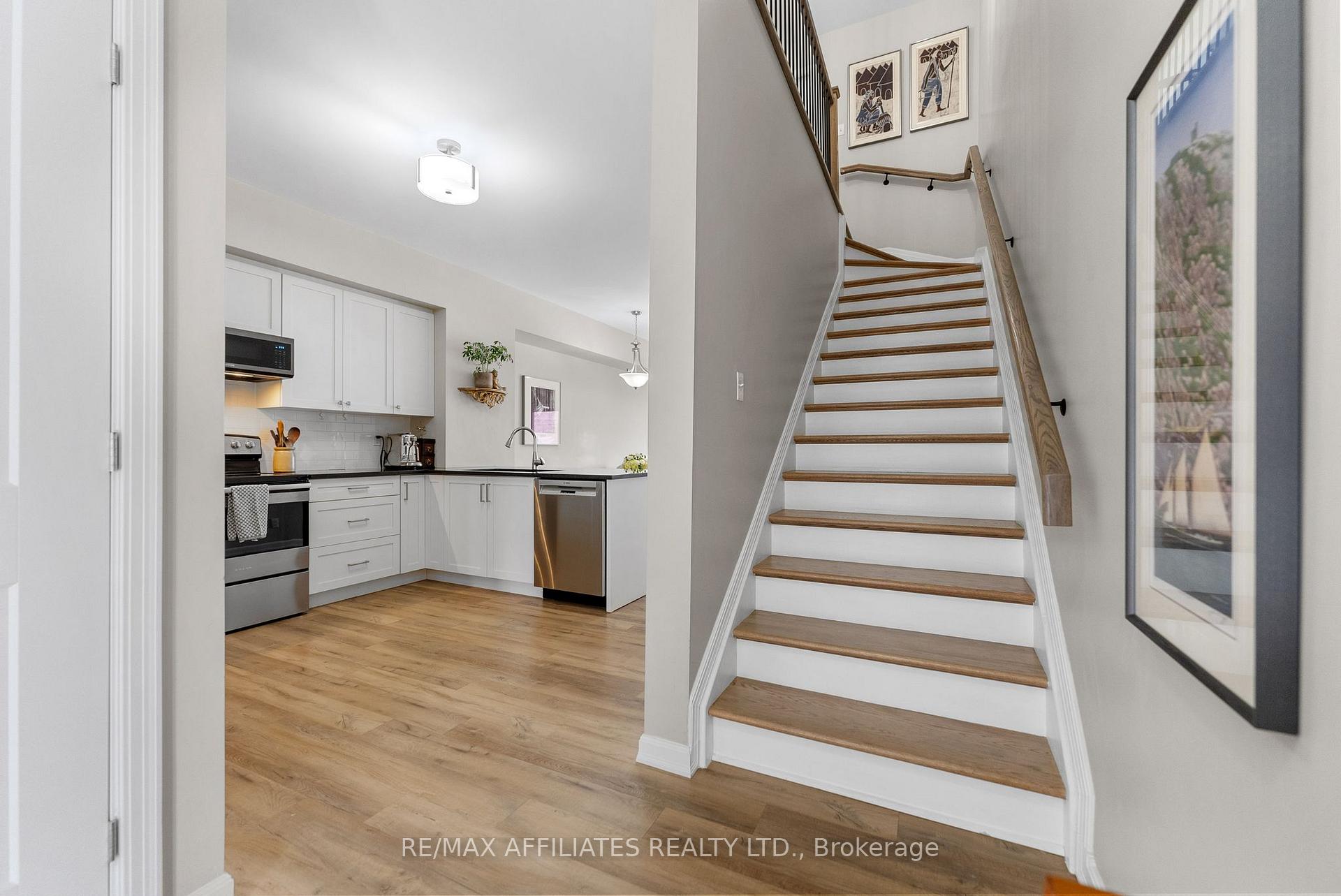 Photo 6 of 27 George Street, Carleton Place — HOMEH