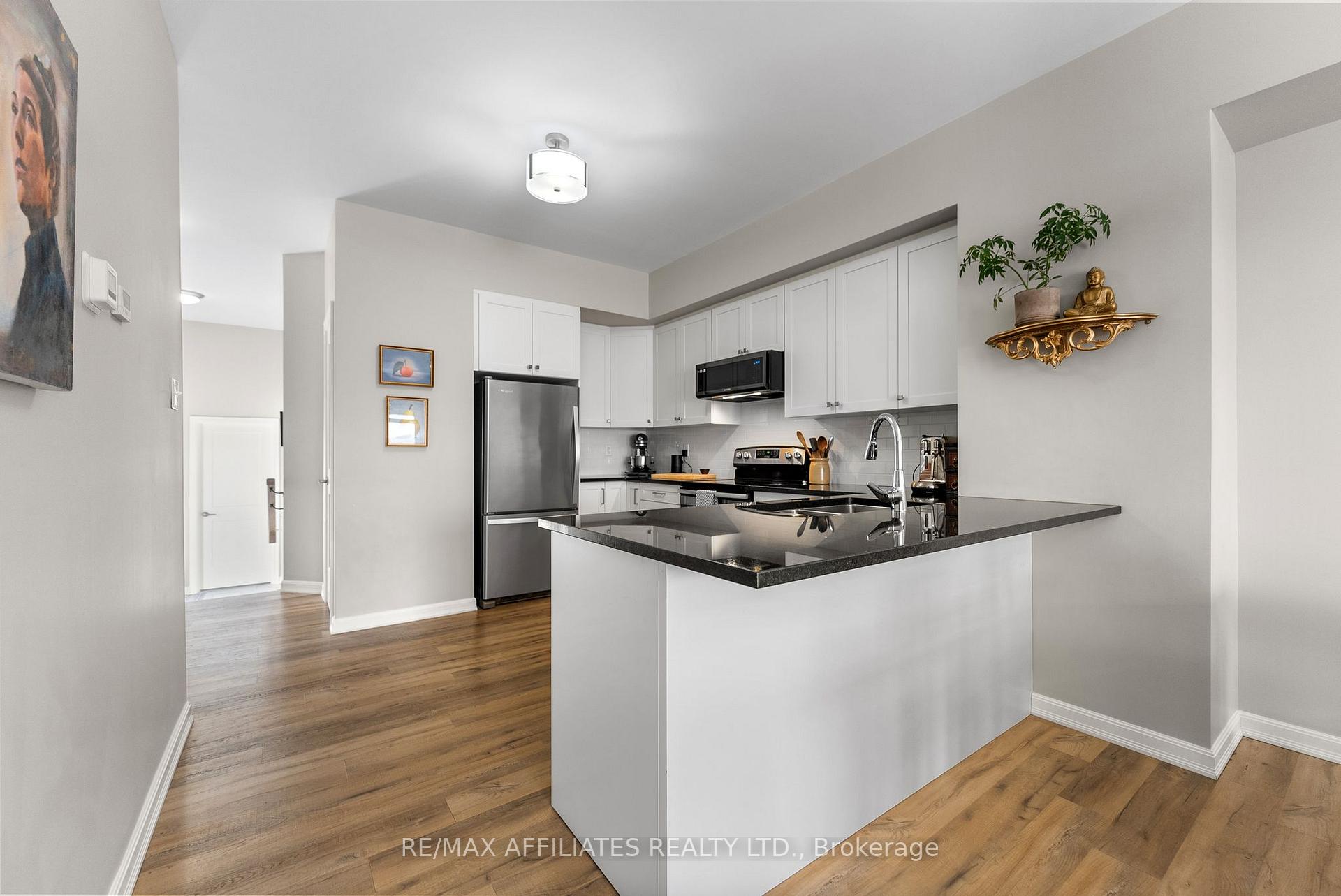 Photo 10 of 27 George Street, Carleton Place — HOMEH