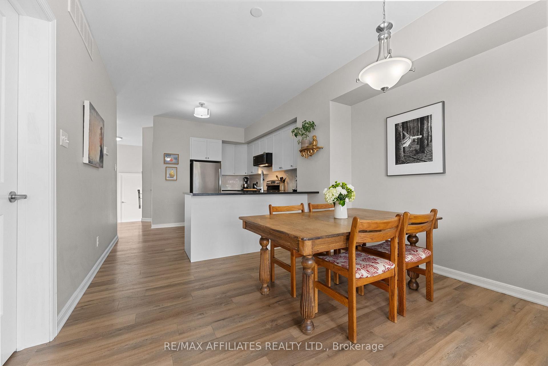 Photo 12 of 27 George Street, Carleton Place — HOMEH