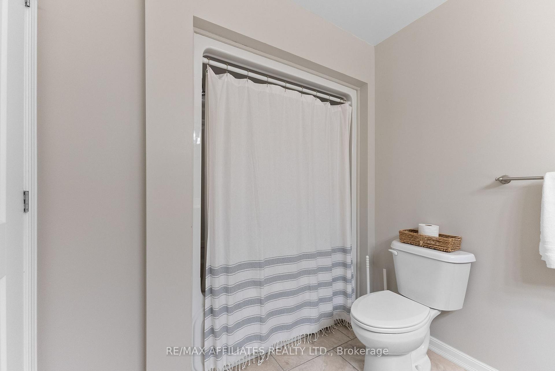 Photo 17 of 27 George Street, Carleton Place — HOMEH
