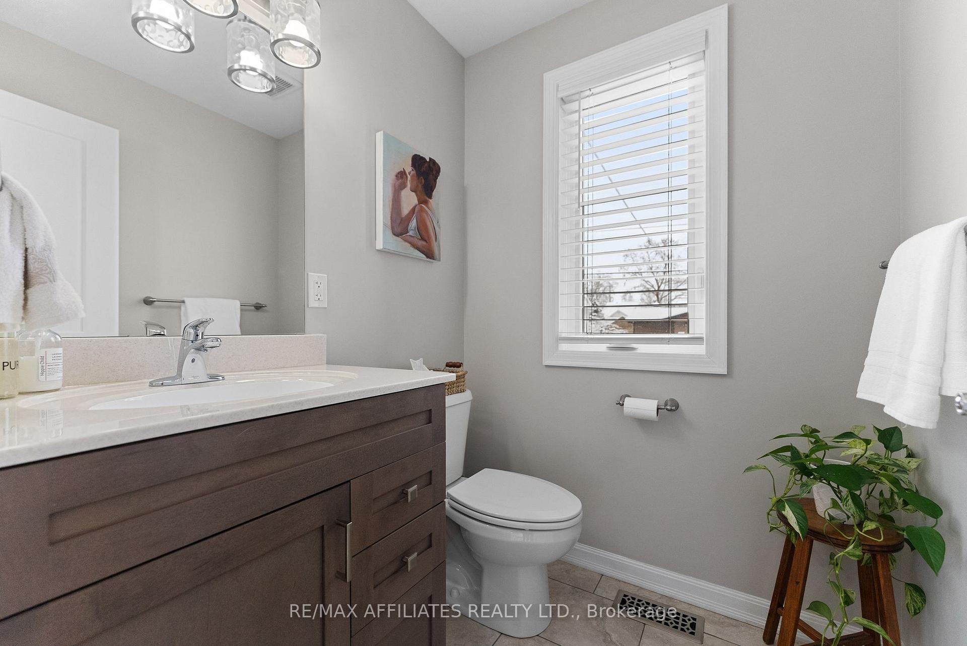 Photo 25 of 27 George Street, Carleton Place — HOMEH