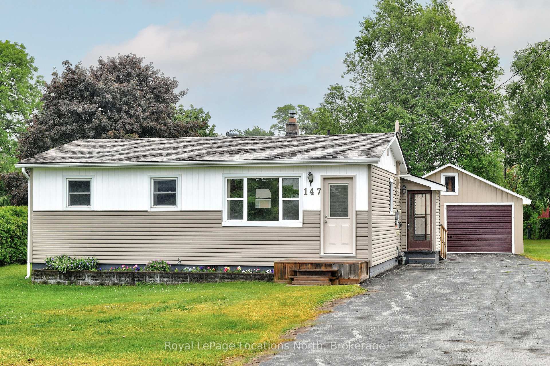 Photo 1 of 147 Hickory Street, Collingwood — HOMEH