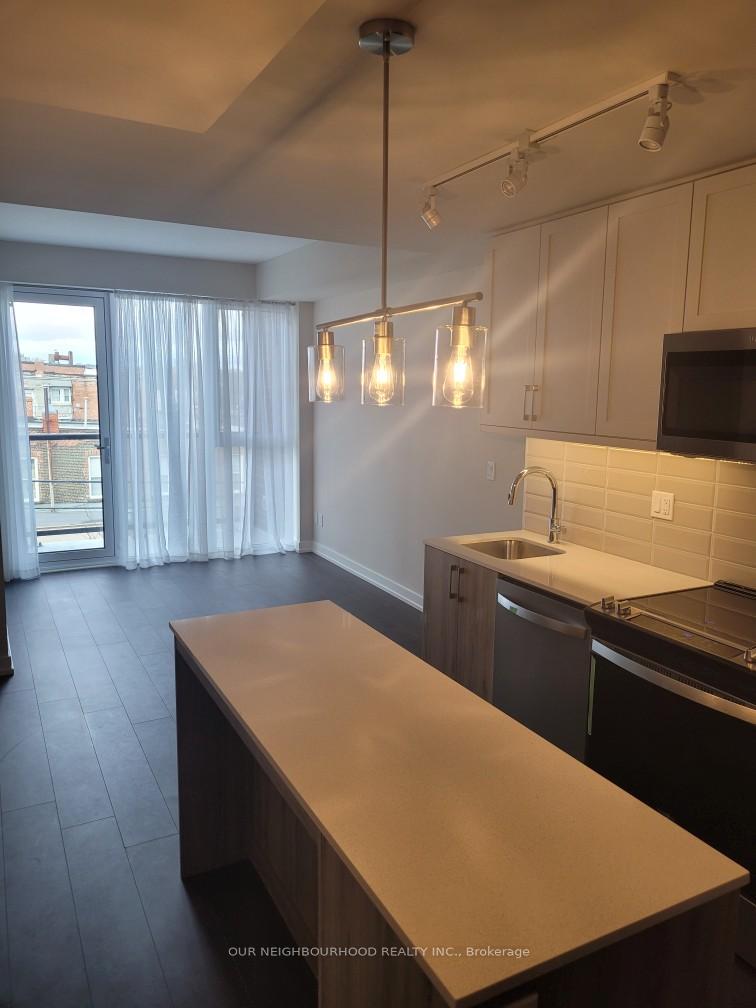 Front of Unit 331, 201 Brock Street S
