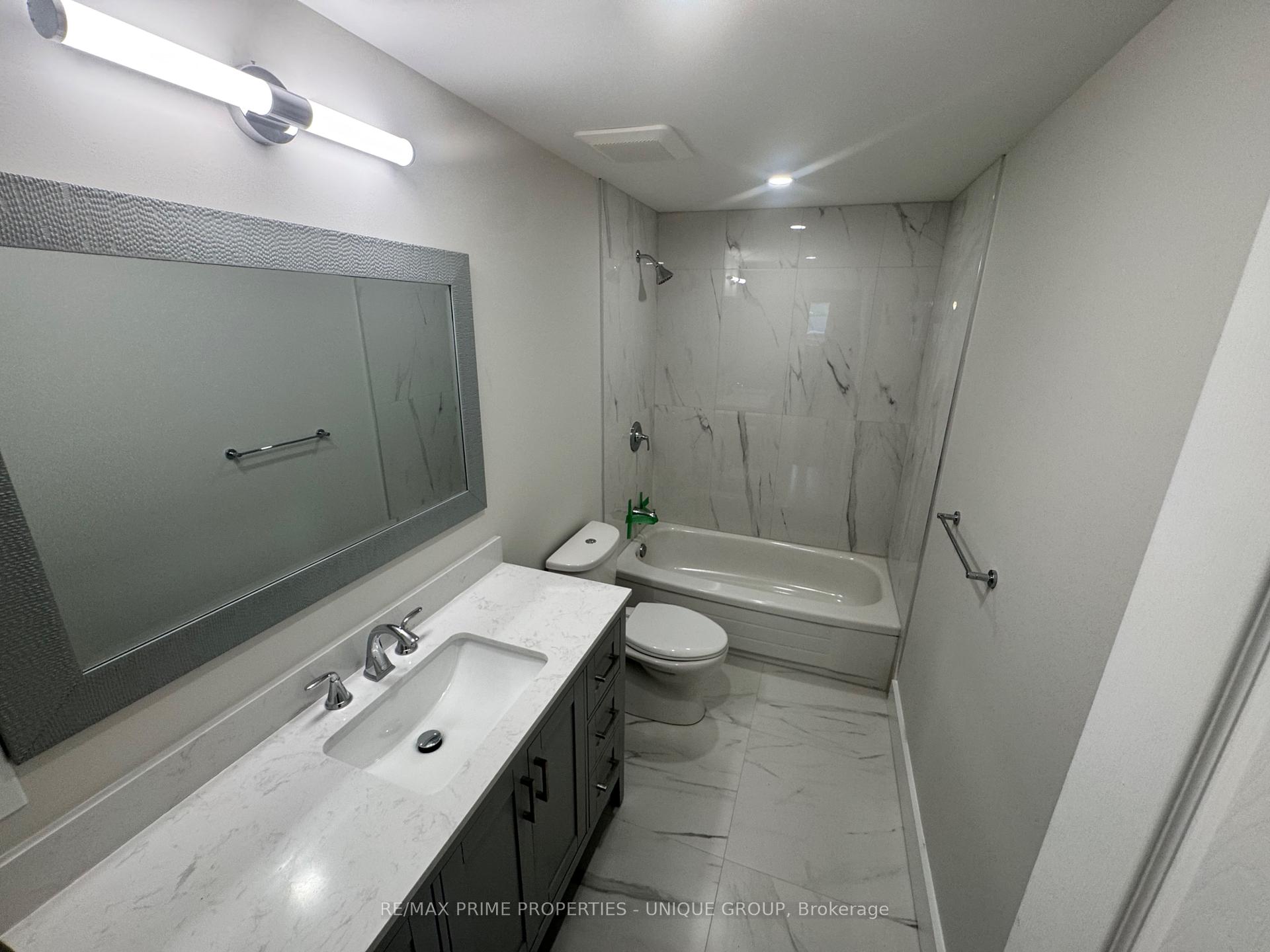 Photo 7 of 14 Ashdale Crescent, Clarington, Bowmanville — HOMEH