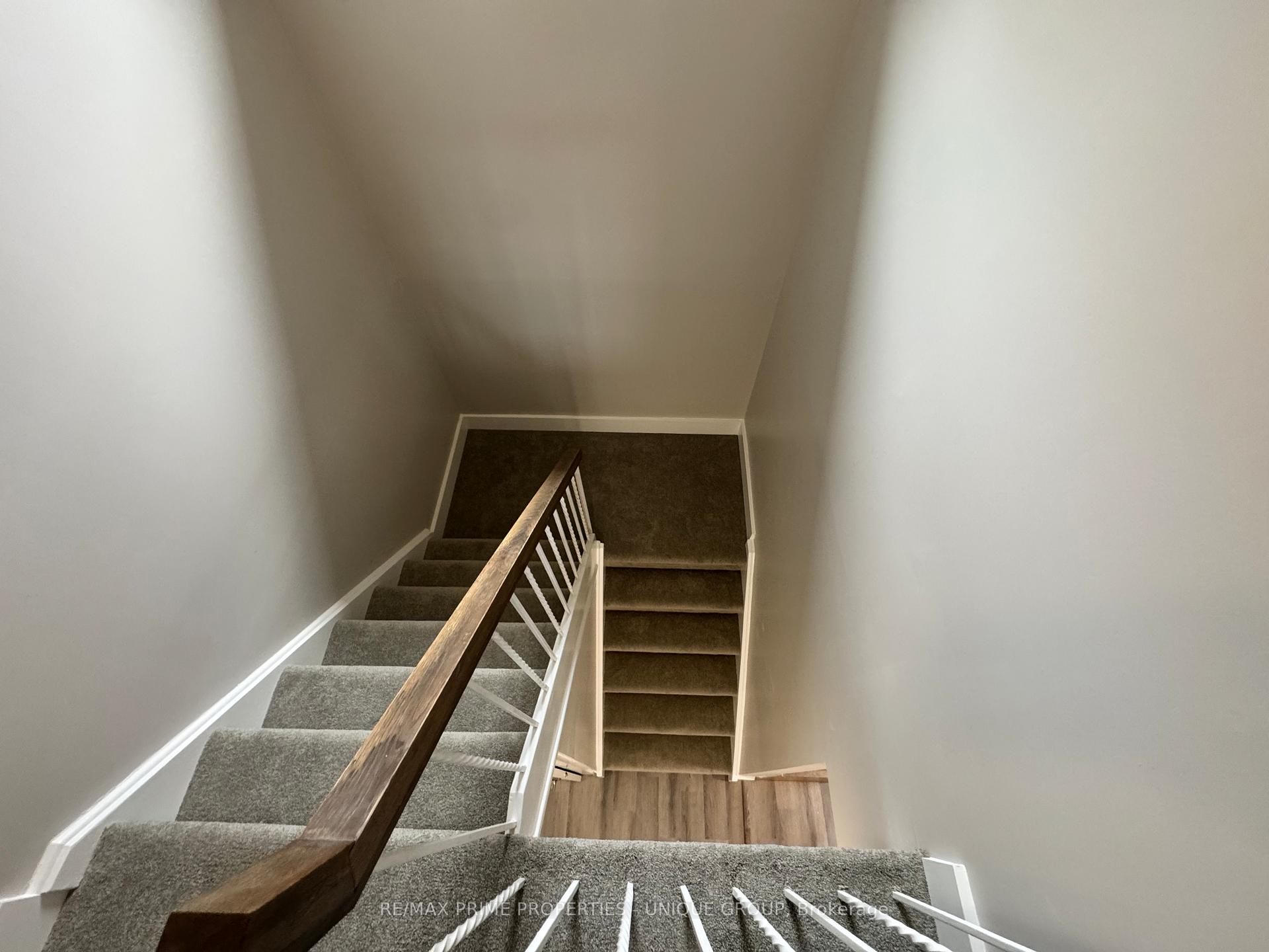 Photo 10 of 14 Ashdale Crescent, Clarington, Bowmanville — HOMEH