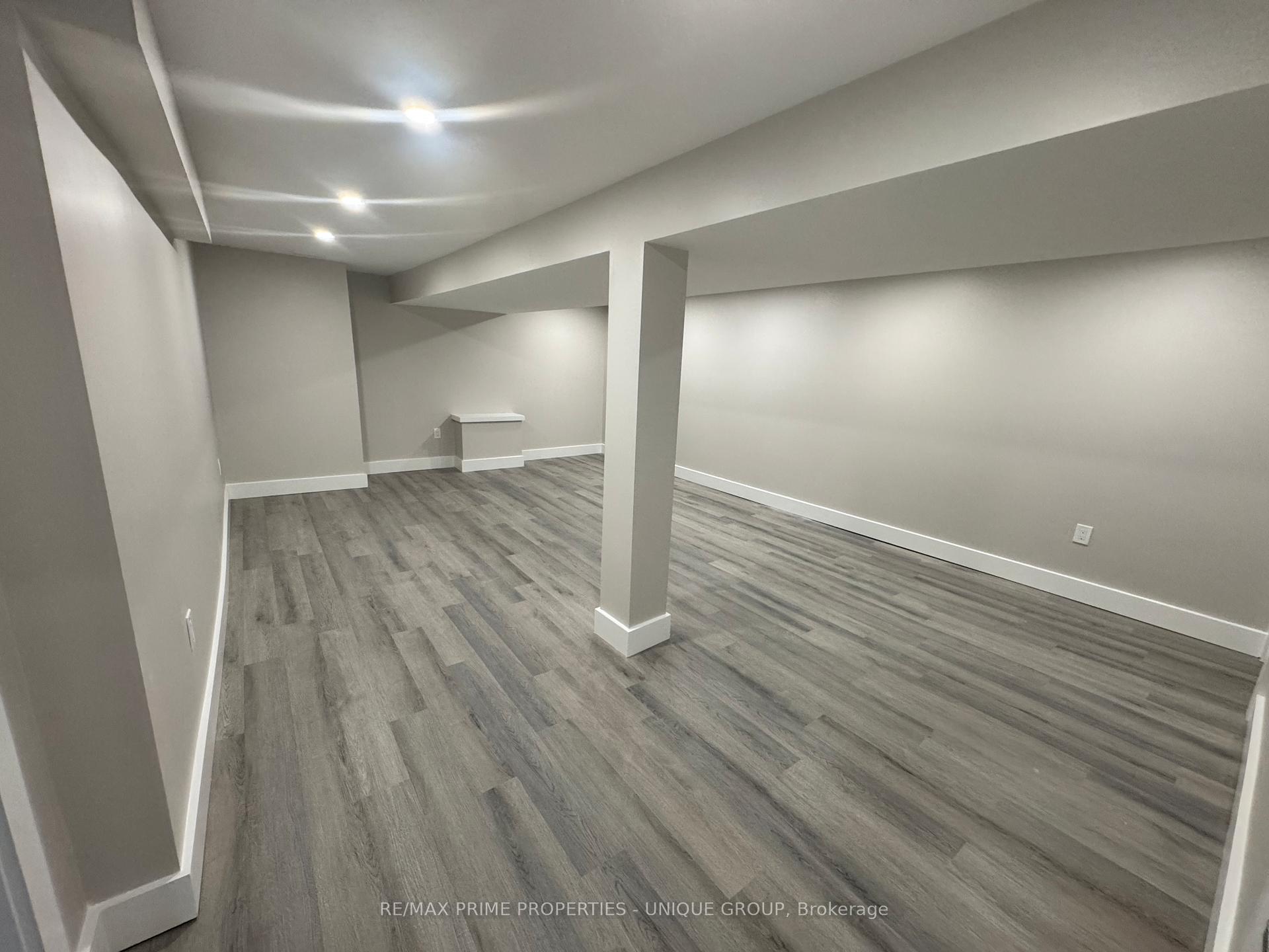 Photo 11 of 14 Ashdale Crescent, Clarington, Bowmanville — HOMEH
