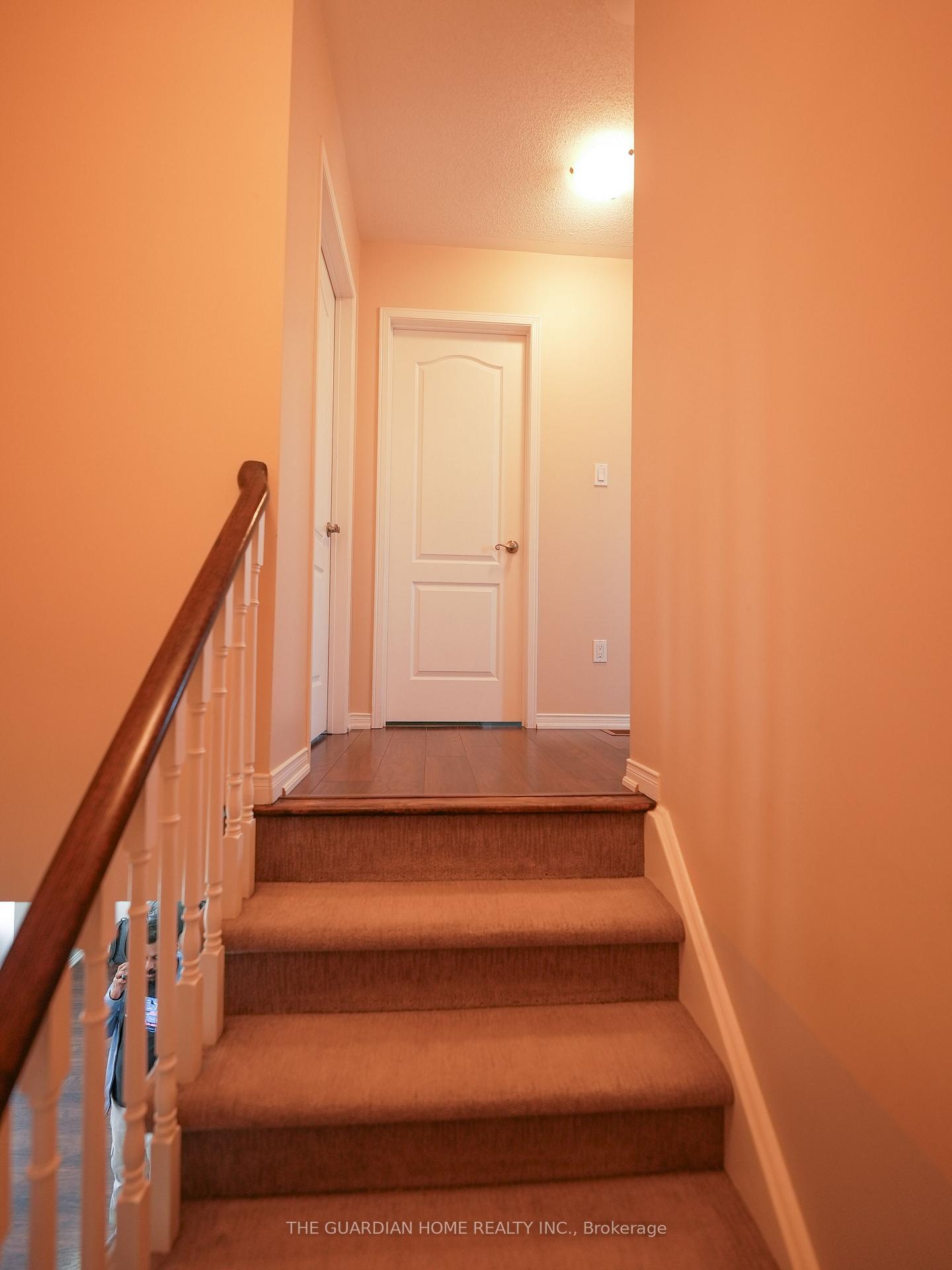 Photo 16 of 116 Williamson Drive E, Ajax, Northeast Ajax — HOMEH