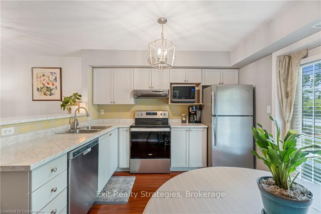 Photo 10 of Unit 105, 1451 Walker's Line, Burlington, Palmer — HOMEH
