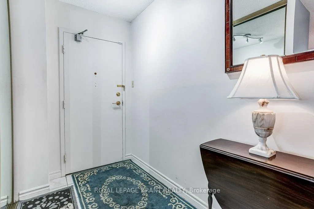 Photo 3 of Unit 1002, 2055 Upper Middle Road, Burlington, Brant Hills — HOMEH
