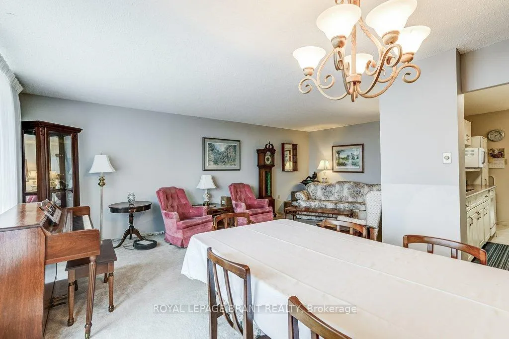 Photo 8 of Unit 1002, 2055 Upper Middle Road, Burlington, Brant Hills — HOMEH