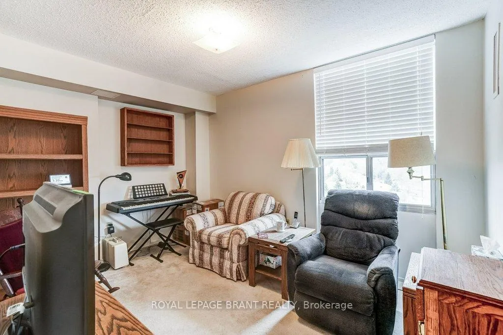 Photo 14 of Unit 1002, 2055 Upper Middle Road, Burlington, Brant Hills — HOMEH