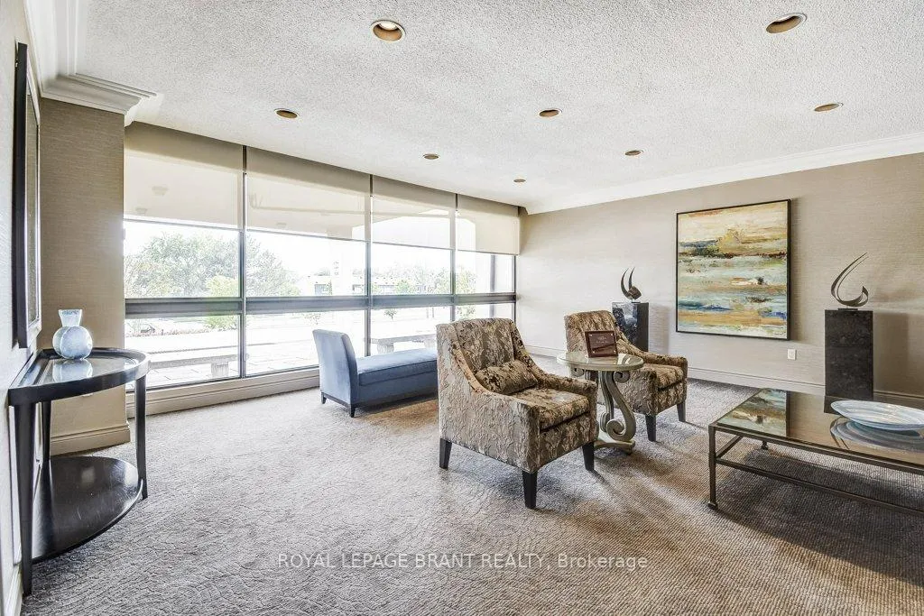 Photo 31 of Unit 1002, 2055 Upper Middle Road, Burlington, Brant Hills — HOMEH