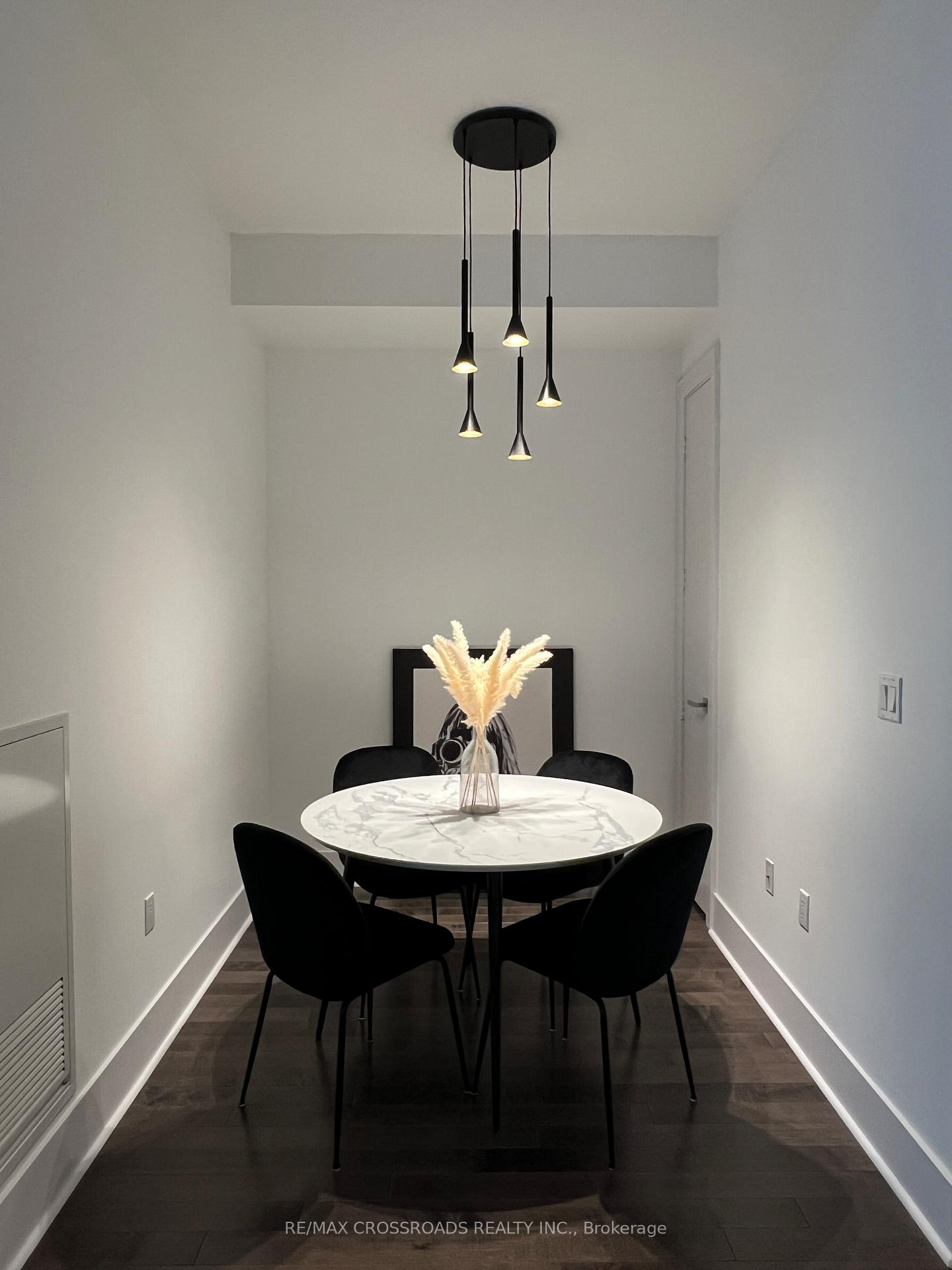 Photo 10 of Unit 1010, 29 Queens Quay E, Toronto, Waterfront Communities — HOMEH