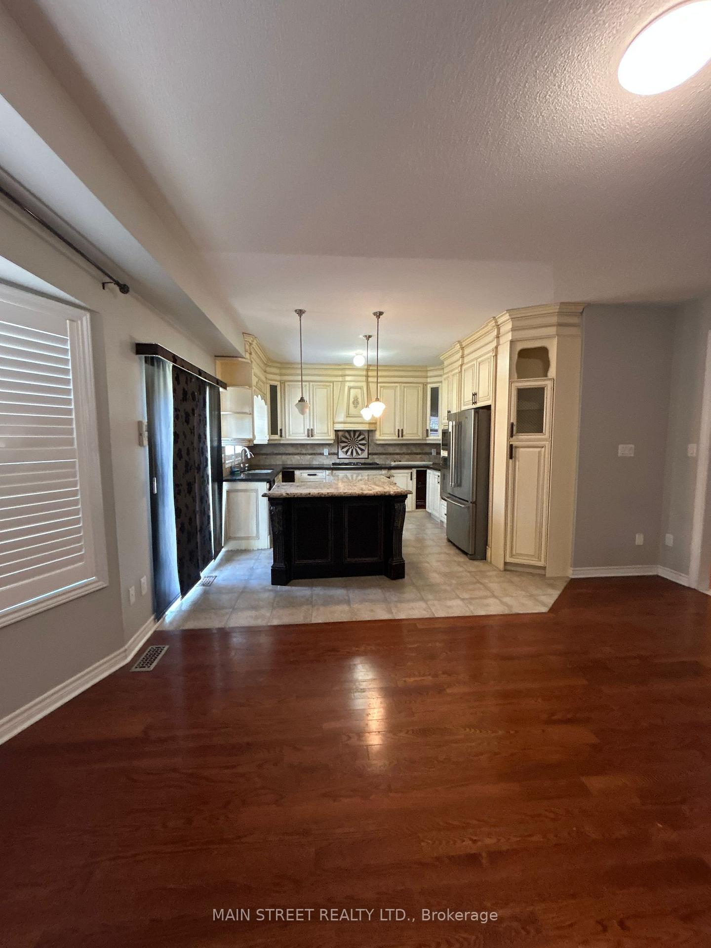 Photo 8 of 84 Pannahill Drive, Brampton, Bram East — HOMEH