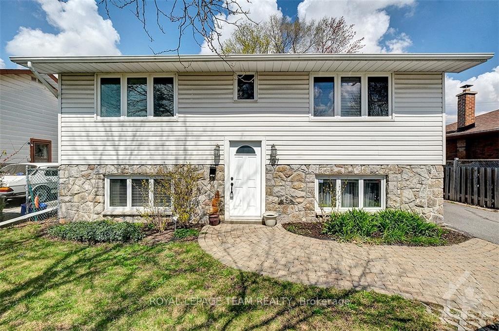 Photo 1 of Unit B, 757 Fleming Avenue, Ottawa, Elmvale Acres — HOMEH
