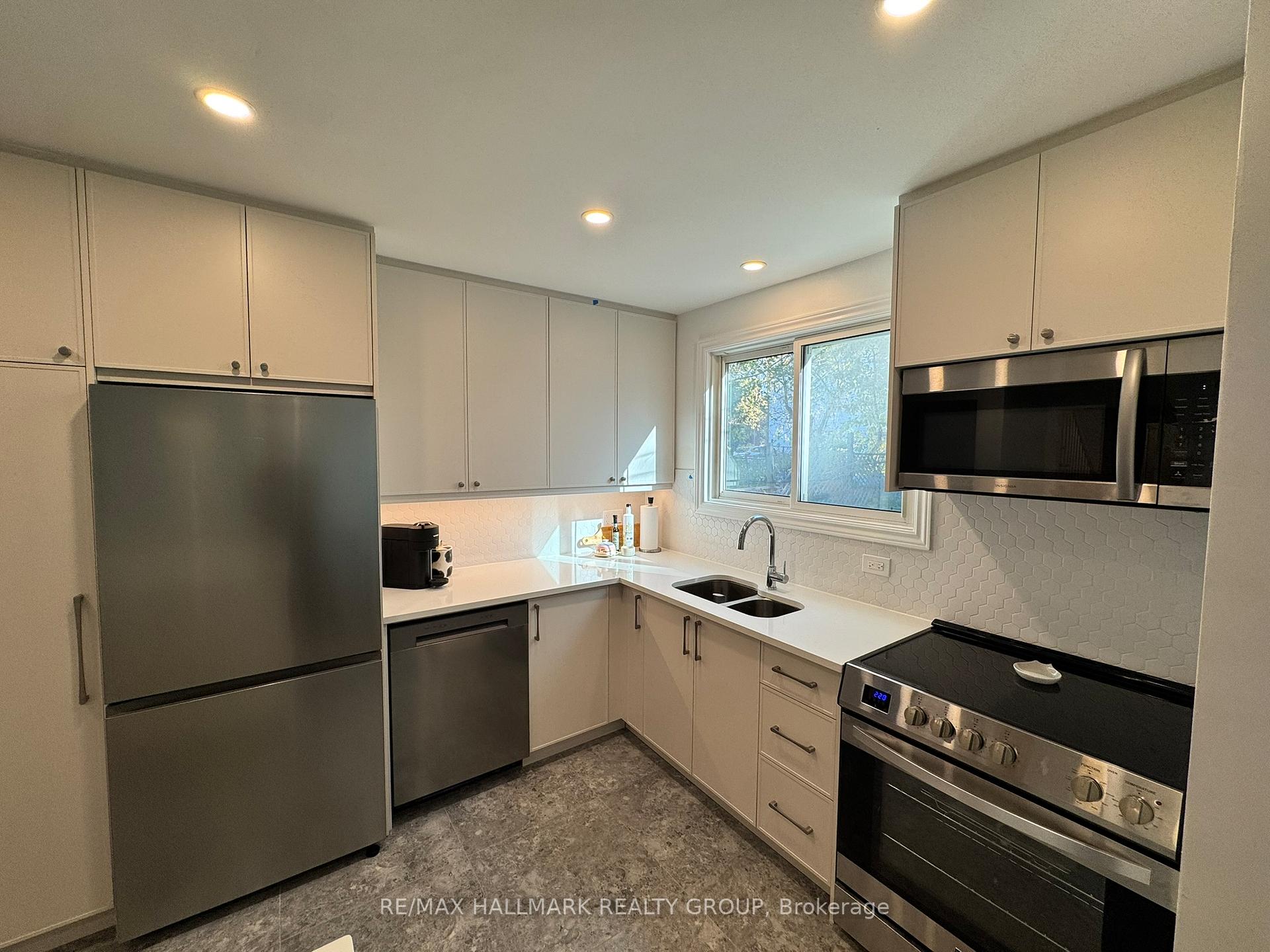 Photo 1 of 1952 Bromley Road, Ottawa, Carlingwood — HOMEH