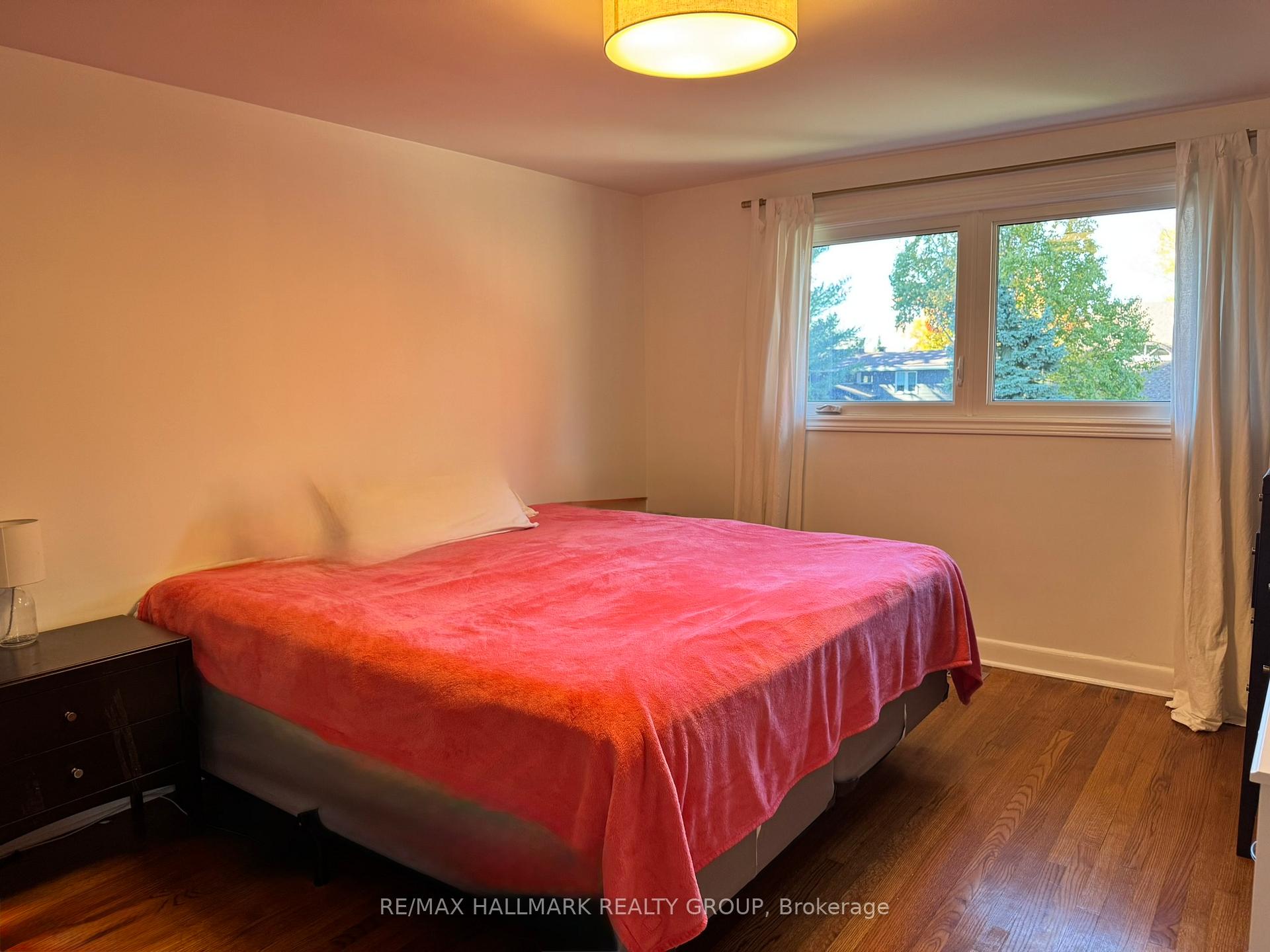 Photo 7 of 1952 Bromley Road, Ottawa, Carlingwood — HOMEH