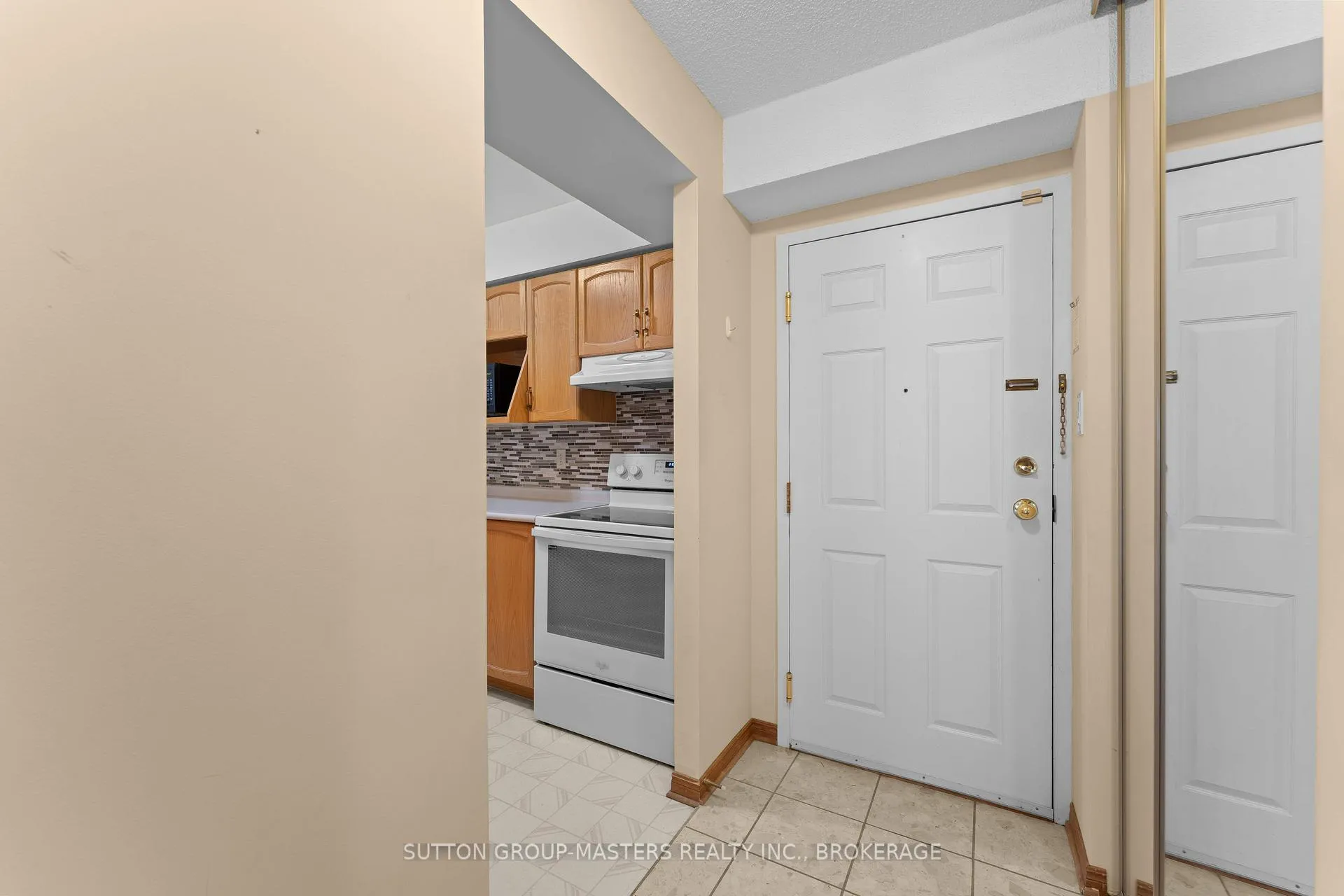 Photo 5 of Unit 311, 675 Davis Drive, Kingston, East Gardiners Rd — HOMEH