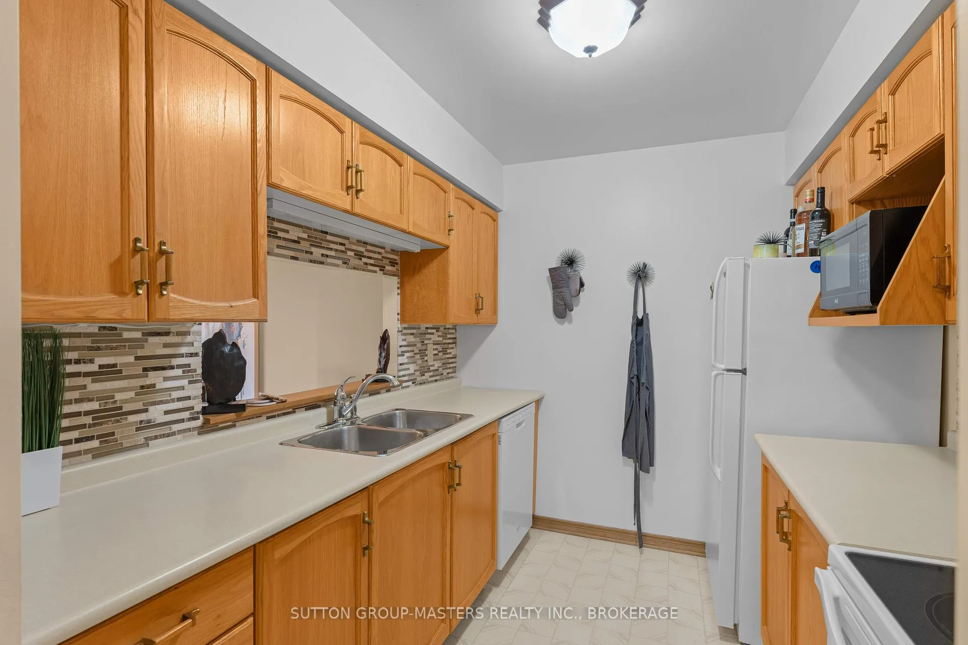 Photo 7 of Unit 311, 675 Davis Drive, Kingston, East Gardiners Rd — HOMEH