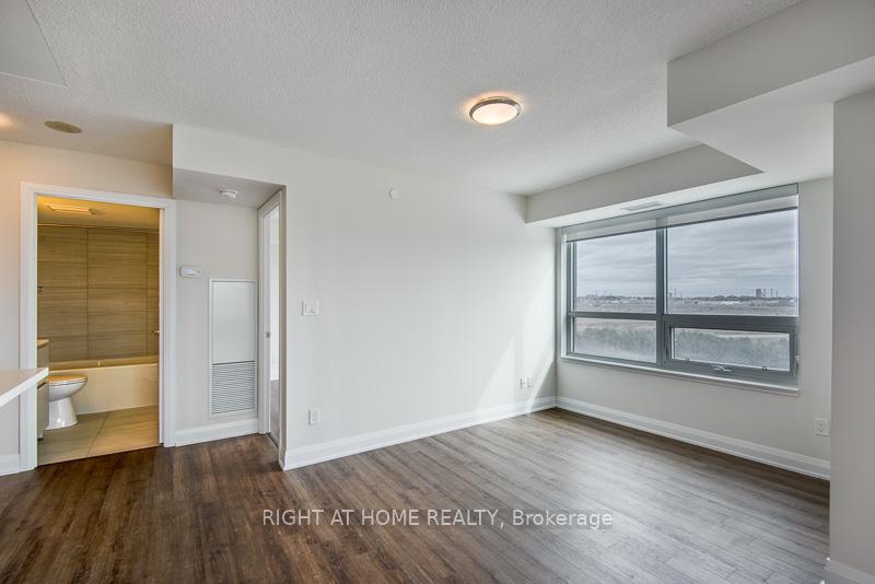 Photo 6 of Unit 1108, 15 Water Walk Drive, Markham, Unionville — HOMEH