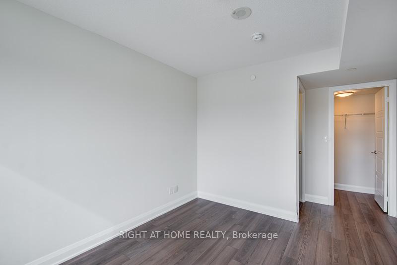 Photo 14 of Unit 1108, 15 Water Walk Drive, Markham, Unionville — HOMEH