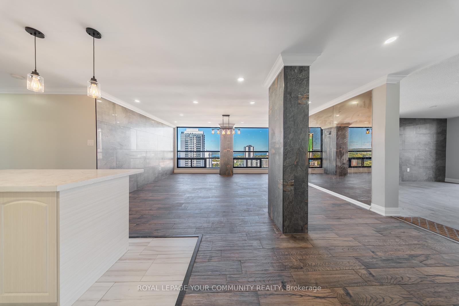 Photo 5 of Unit PH3, 222 Jackson Street, Hamilton, Durand — HOMEH