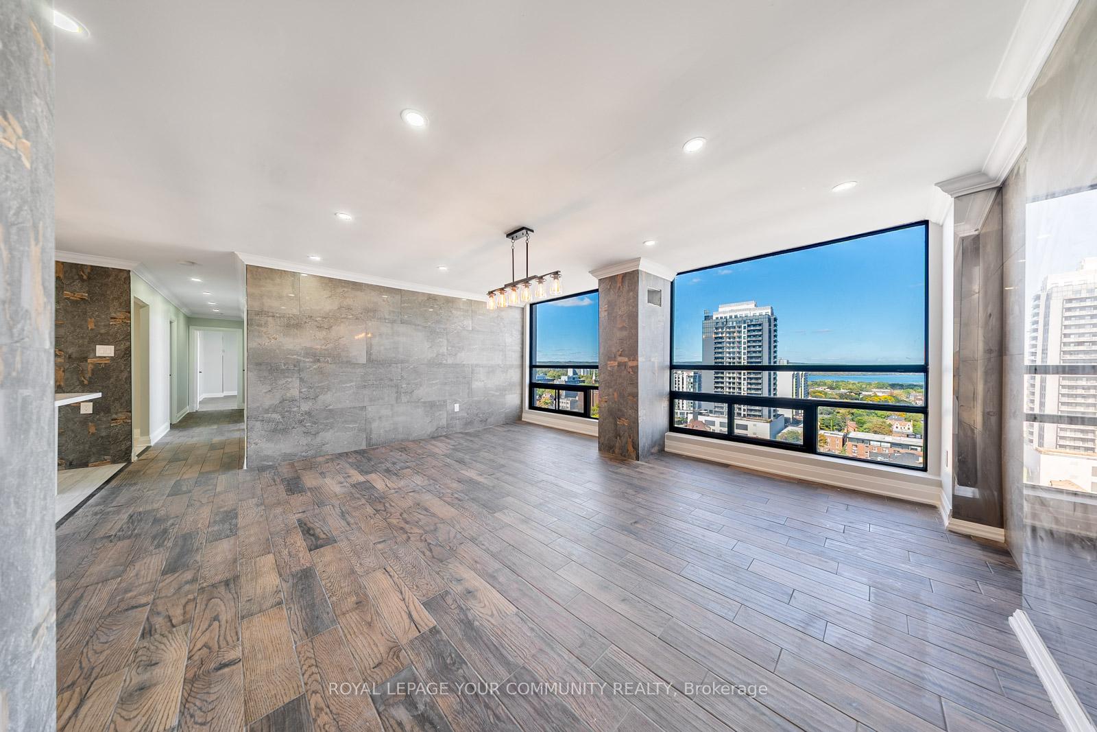 Photo 7 of Unit PH3, 222 Jackson Street, Hamilton, Durand — HOMEH