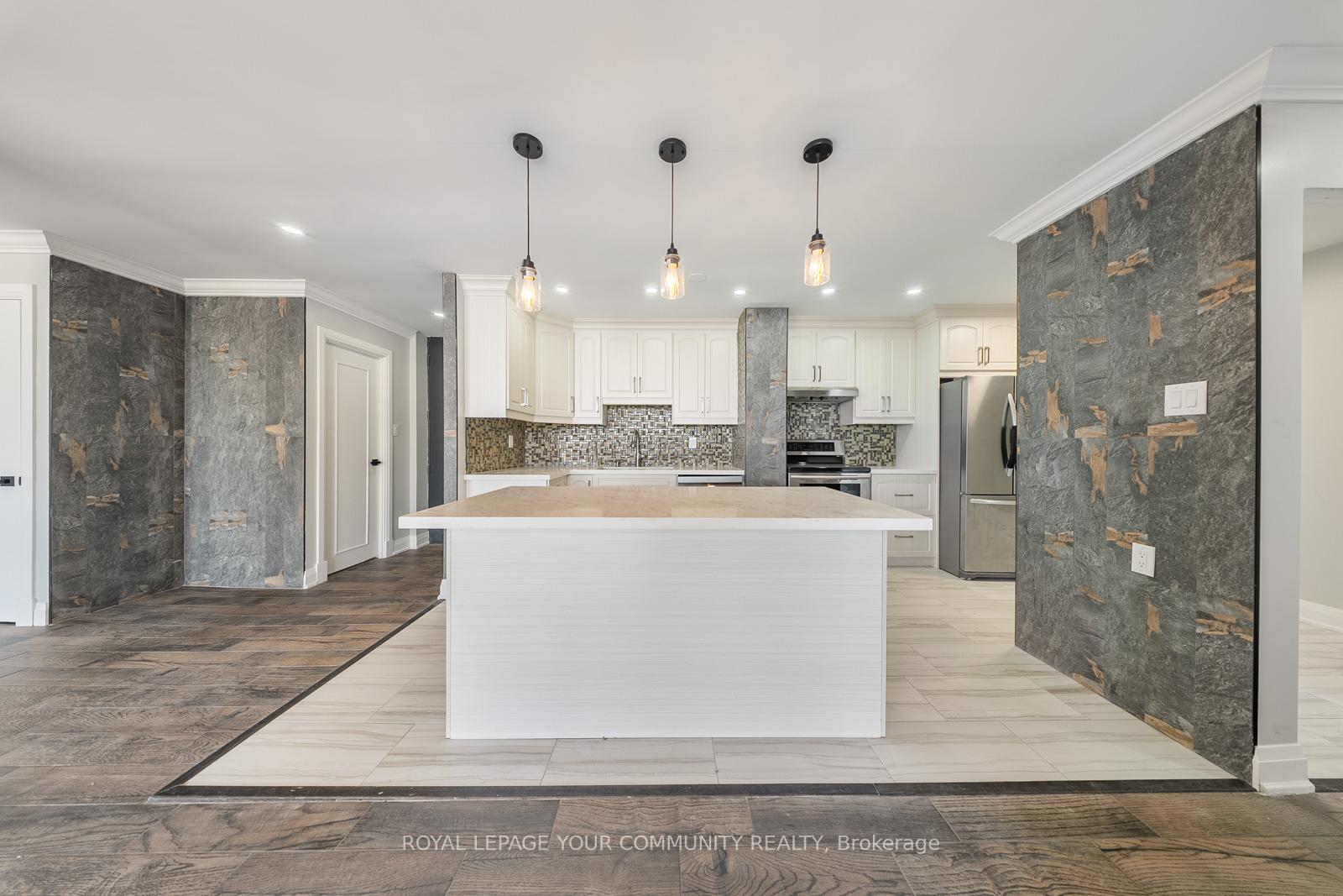 Photo 11 of Unit PH3, 222 Jackson Street, Hamilton, Durand — HOMEH