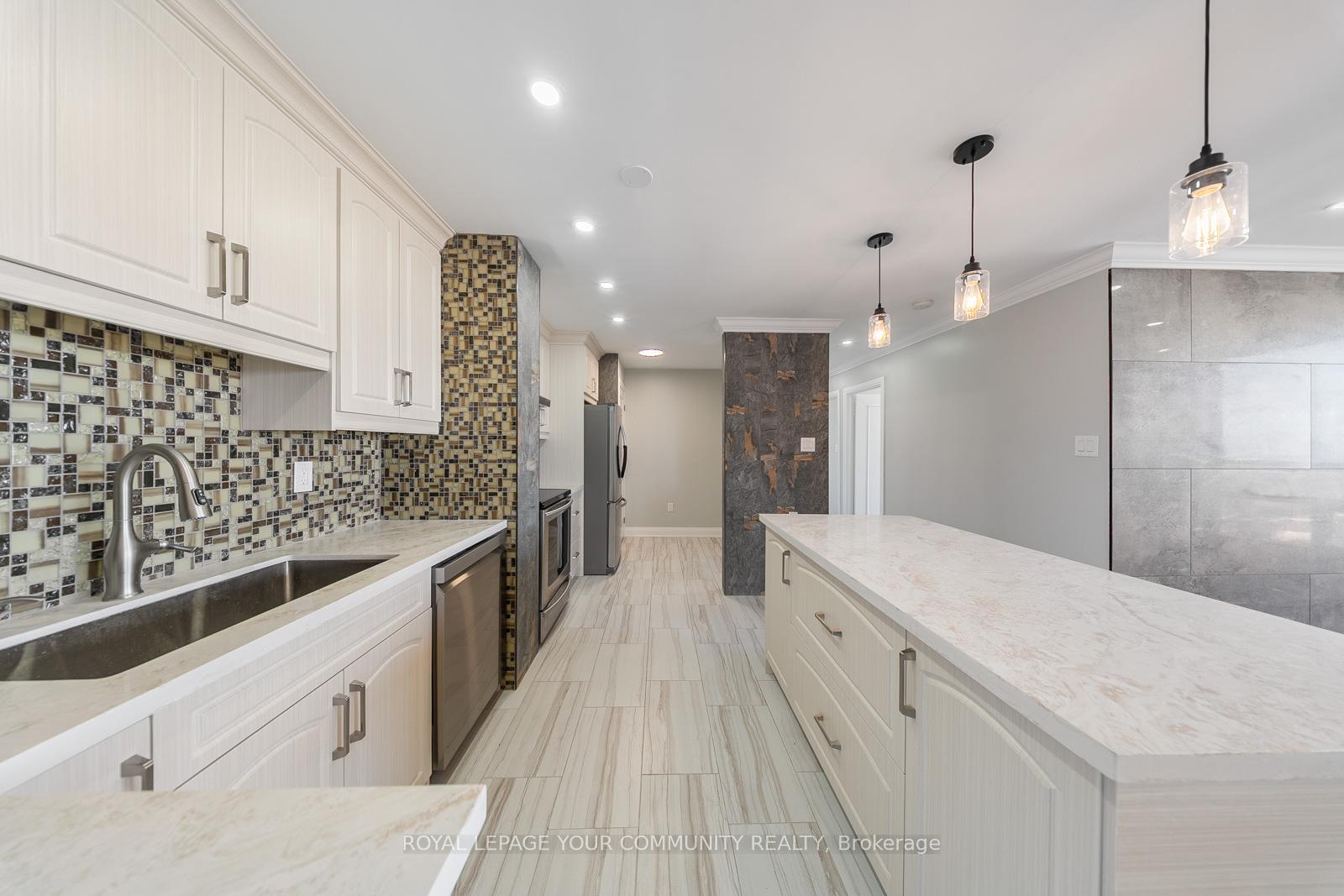 Photo 13 of Unit PH3, 222 Jackson Street, Hamilton, Durand — HOMEH
