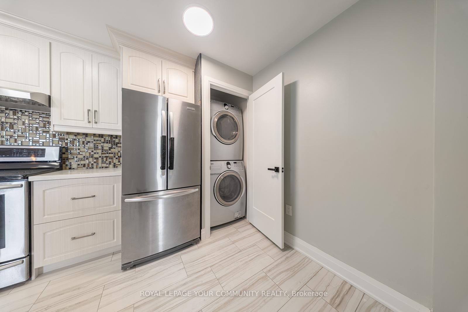Photo 23 of Unit PH3, 222 Jackson Street, Hamilton, Durand — HOMEH