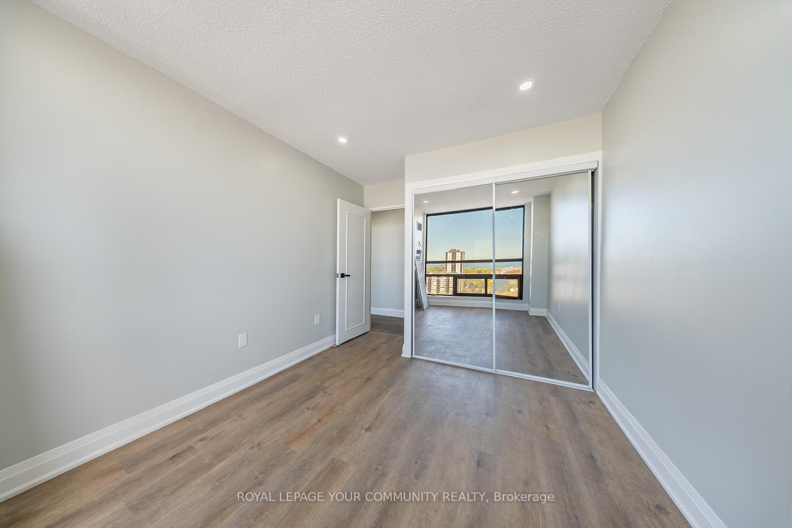 Photo 31 of Unit PH3, 222 Jackson Street, Hamilton, Durand — HOMEH