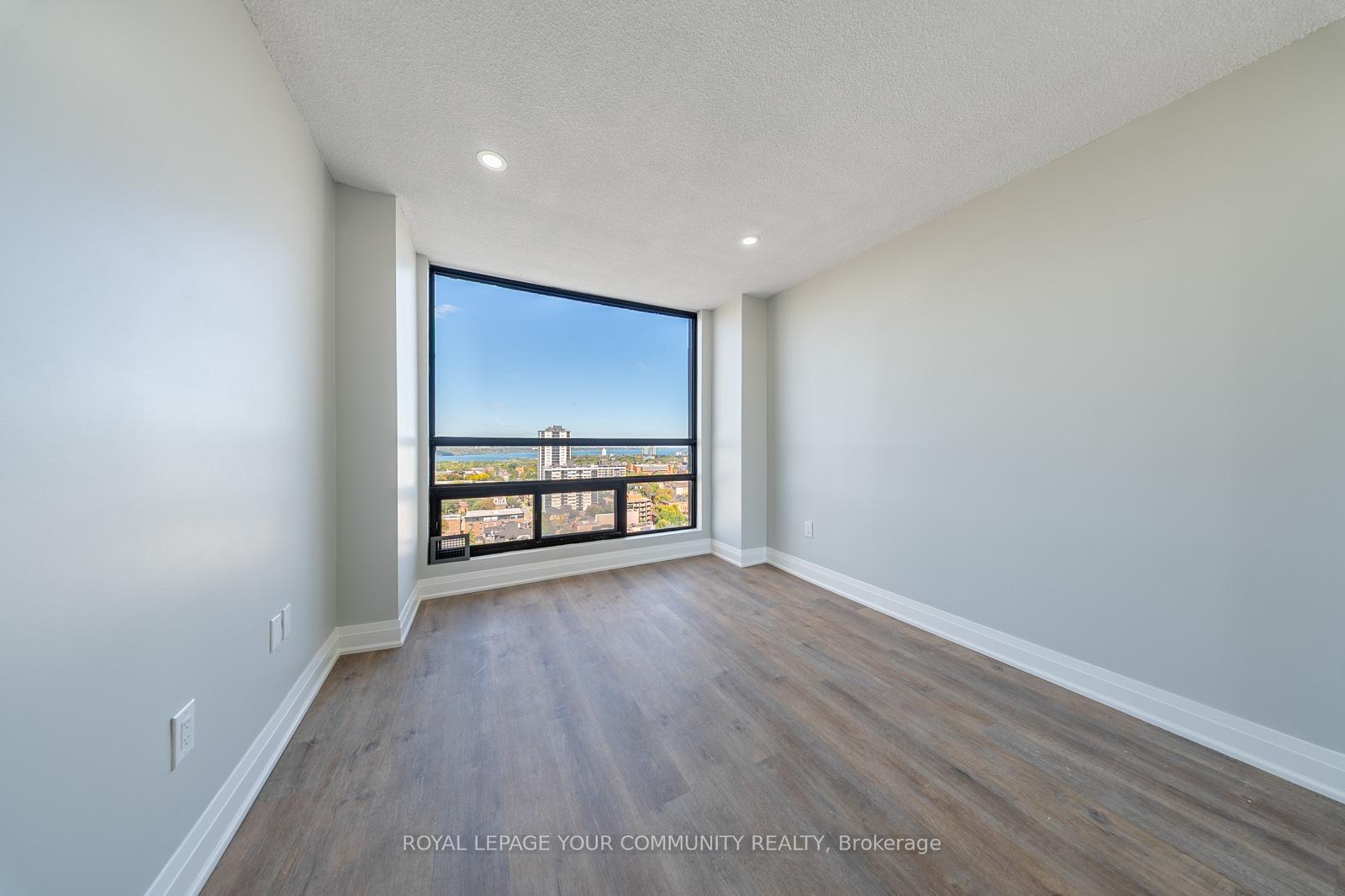 Photo 32 of Unit PH3, 222 Jackson Street, Hamilton, Durand — HOMEH
