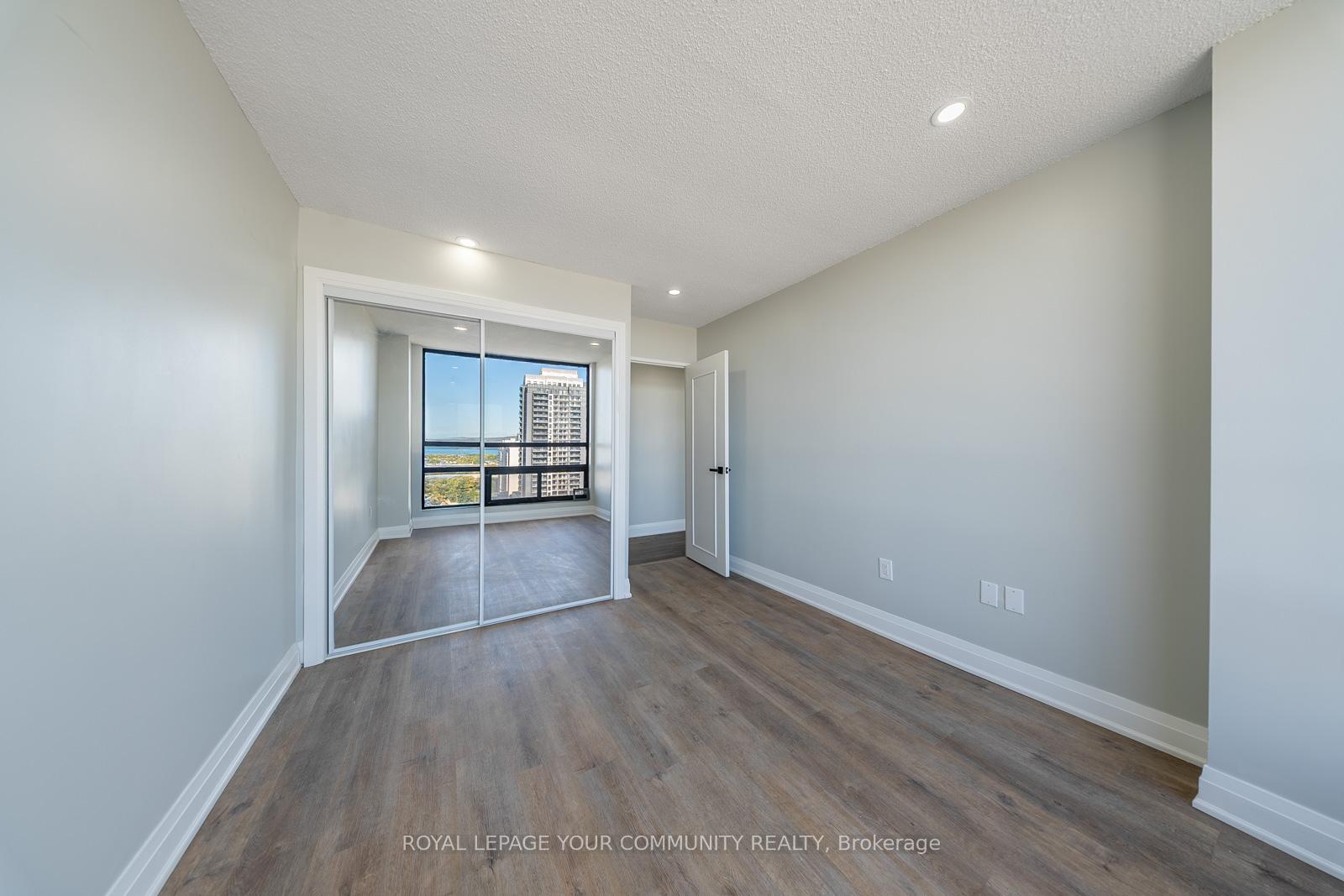 Photo 33 of Unit PH3, 222 Jackson Street, Hamilton, Durand — HOMEH