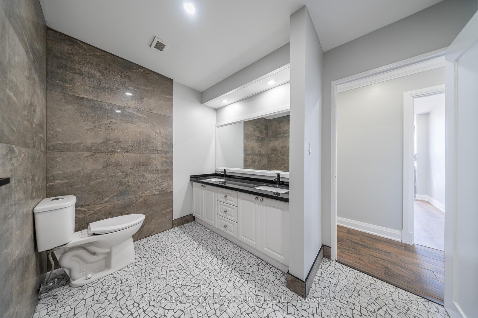 Photo 35 of Unit PH3, 222 Jackson Street, Hamilton, Durand — HOMEH