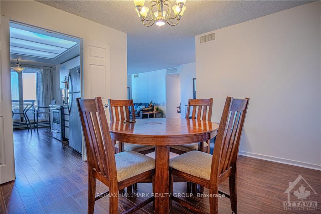 Photo 4 of Unit 2003, 1510 Riverside Drive, Ottawa, Riverview Park — HOMEH