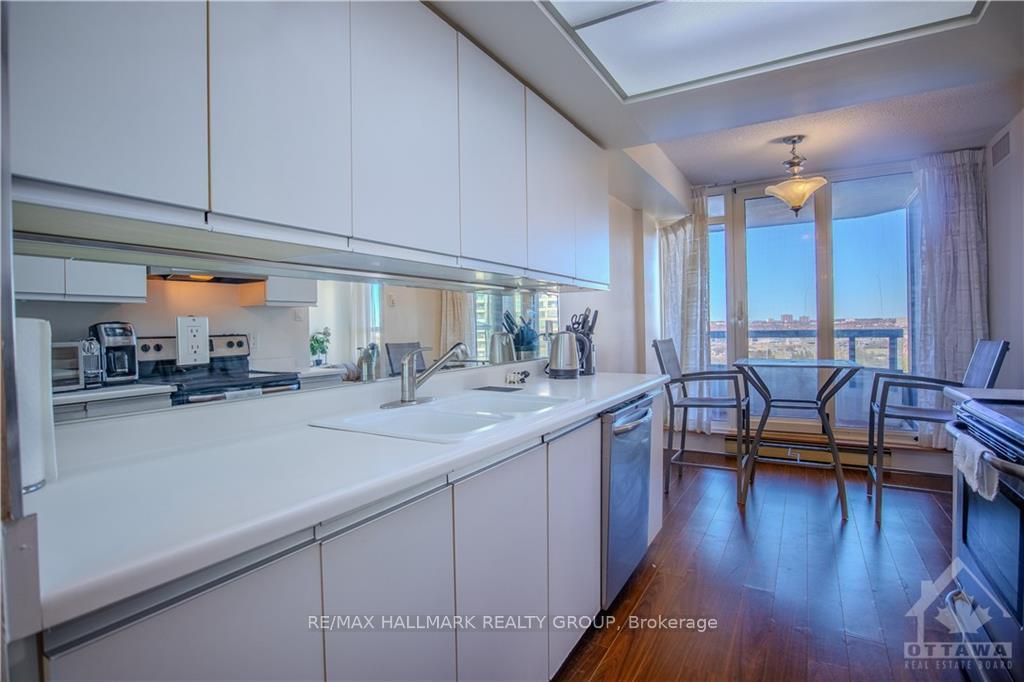 Photo 6 of Unit 2003, 1510 Riverside Drive, Ottawa, Riverview Park — HOMEH