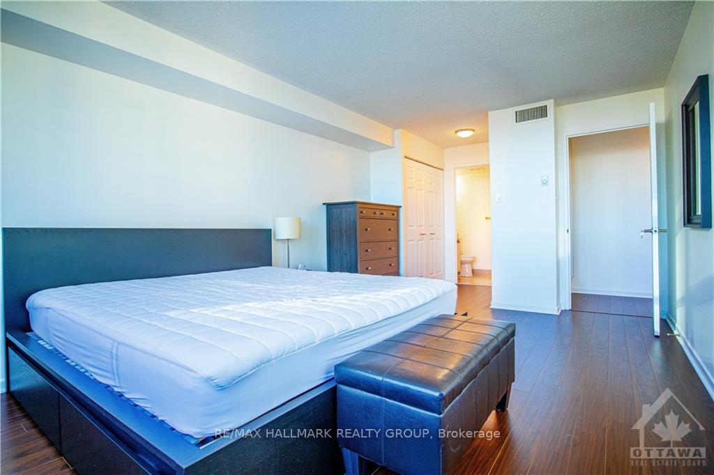 Photo 10 of Unit 2003, 1510 Riverside Drive, Ottawa, Riverview Park — HOMEH
