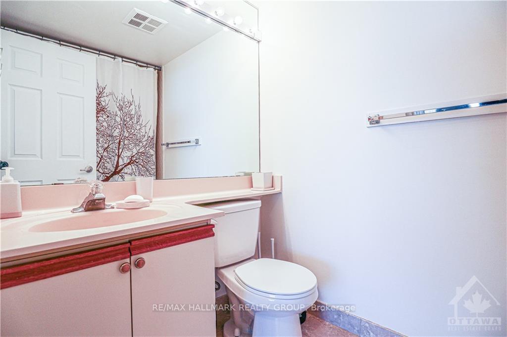 Photo 11 of Unit 2003, 1510 Riverside Drive, Ottawa, Riverview Park — HOMEH