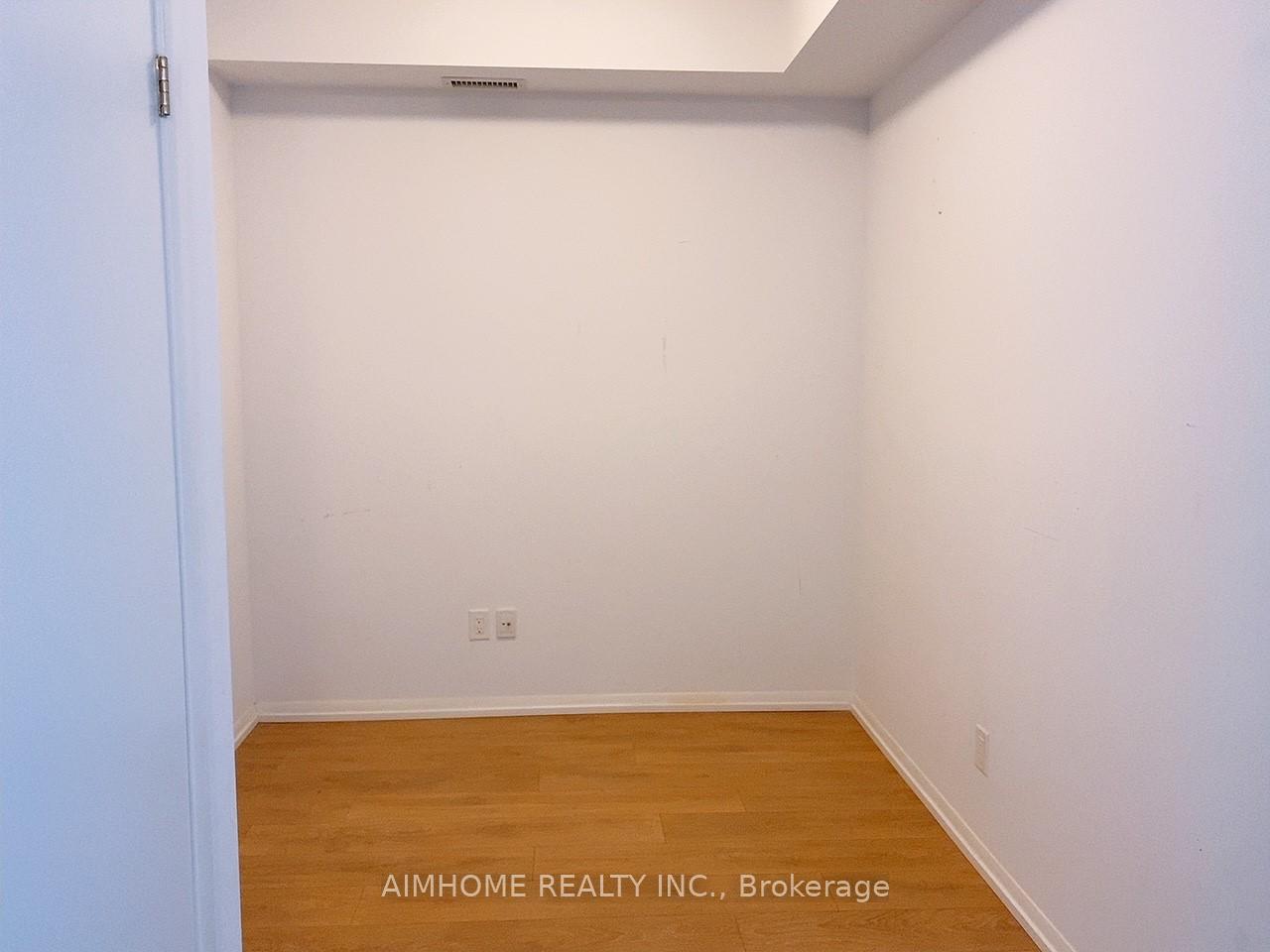 Photo 12 of Unit 238, 540 Bur Oak Avenue, Markham, Berczy — HOMEH