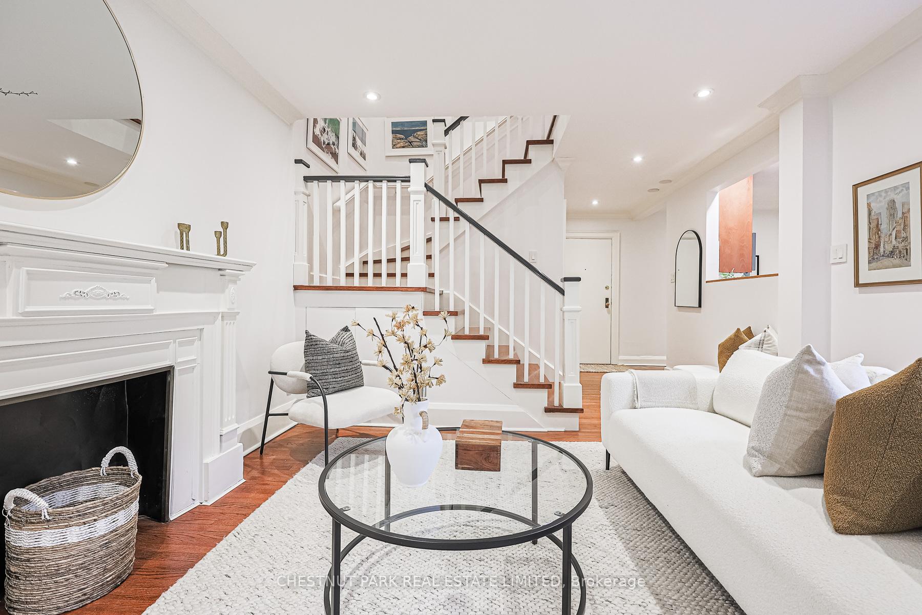 Photo 9 of Unit 111, 480 Oriole Parkway, Toronto, Yonge-Eglinton — HOMEH
