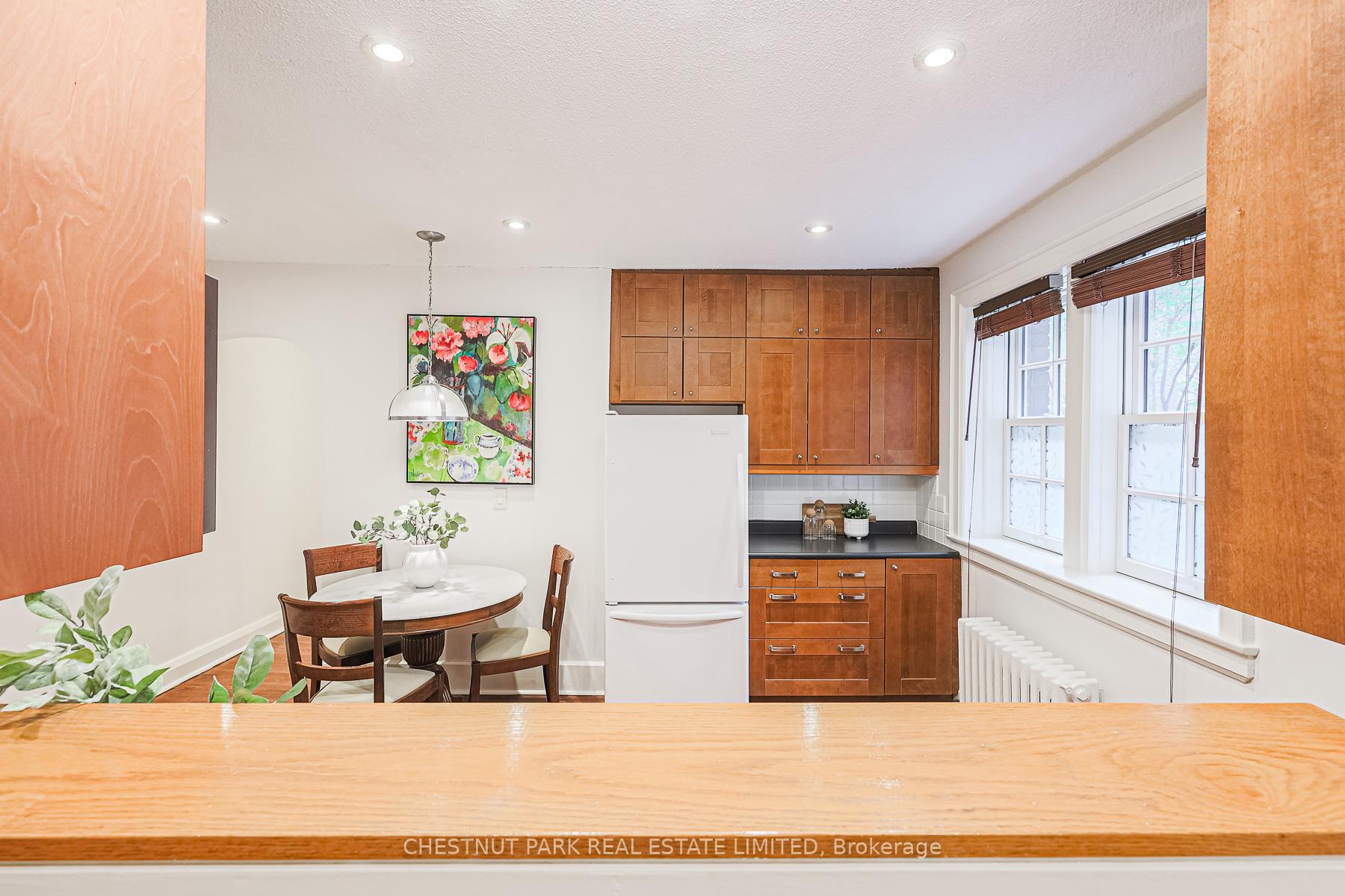 Photo 12 of Unit 111, 480 Oriole Parkway, Toronto, Yonge-Eglinton — HOMEH