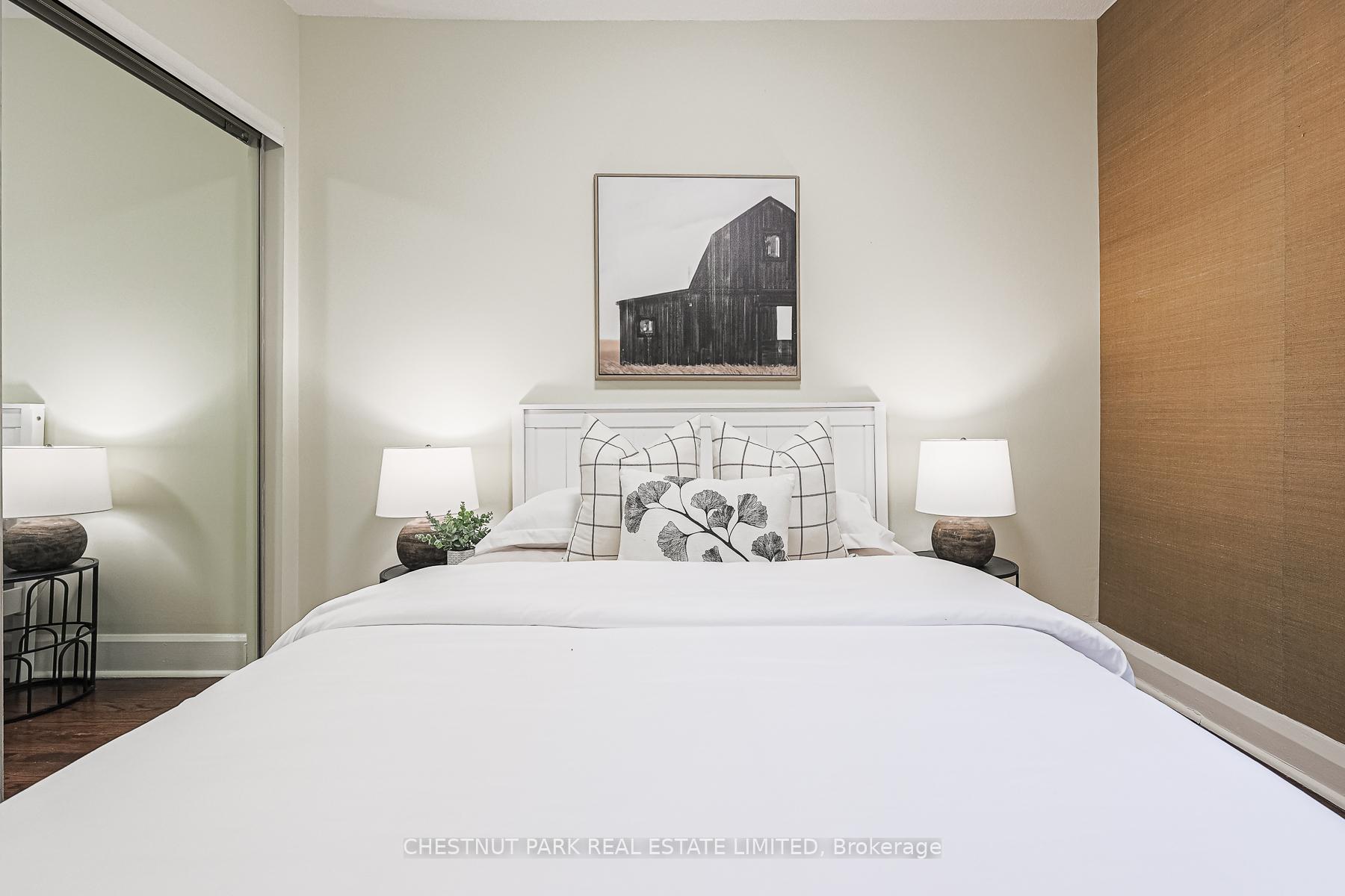 Photo 21 of Unit 111, 480 Oriole Parkway, Toronto, Yonge-Eglinton — HOMEH